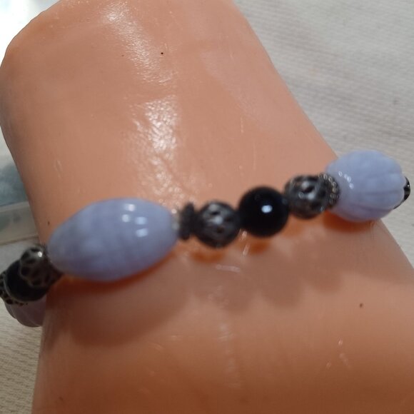 Blue Lace Agate & Onyx Bracelet - Picture 2 of 3